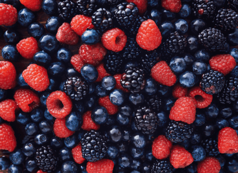 Blend of fresh raspberries, blackberries and blueberries